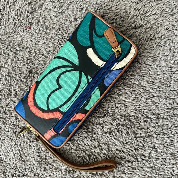 Fossil bright colored wallet - Picture 2 of 3